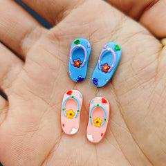 Resin Slipper Model with Tiny Beach Scene & Flip Flop Accessories for Dollhouses