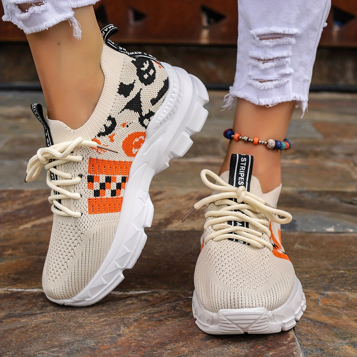 Funny Pumpkin Print Mesh Sports Shoes Lightweight Travel Shoes