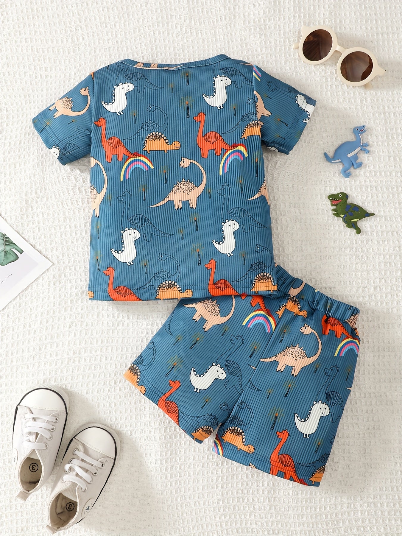 2pcs Baby Boys Dinosaur T shirt & Shorts Set Clothes