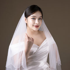 Chic Beaded Crystal Lace Wedding Veil