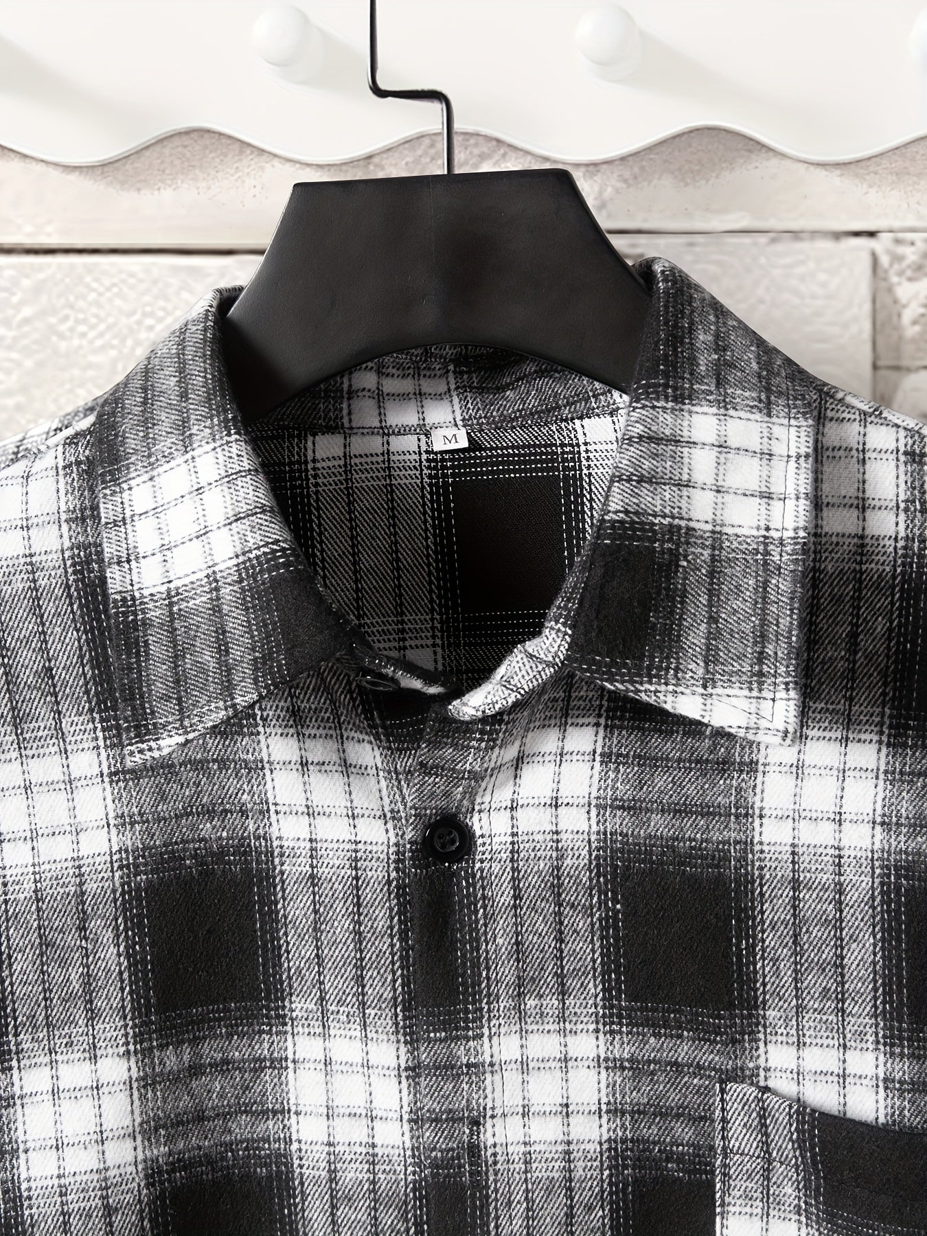 Men's Plaid Button Up Long Sleeve Shirt Loose Comfy Shirt