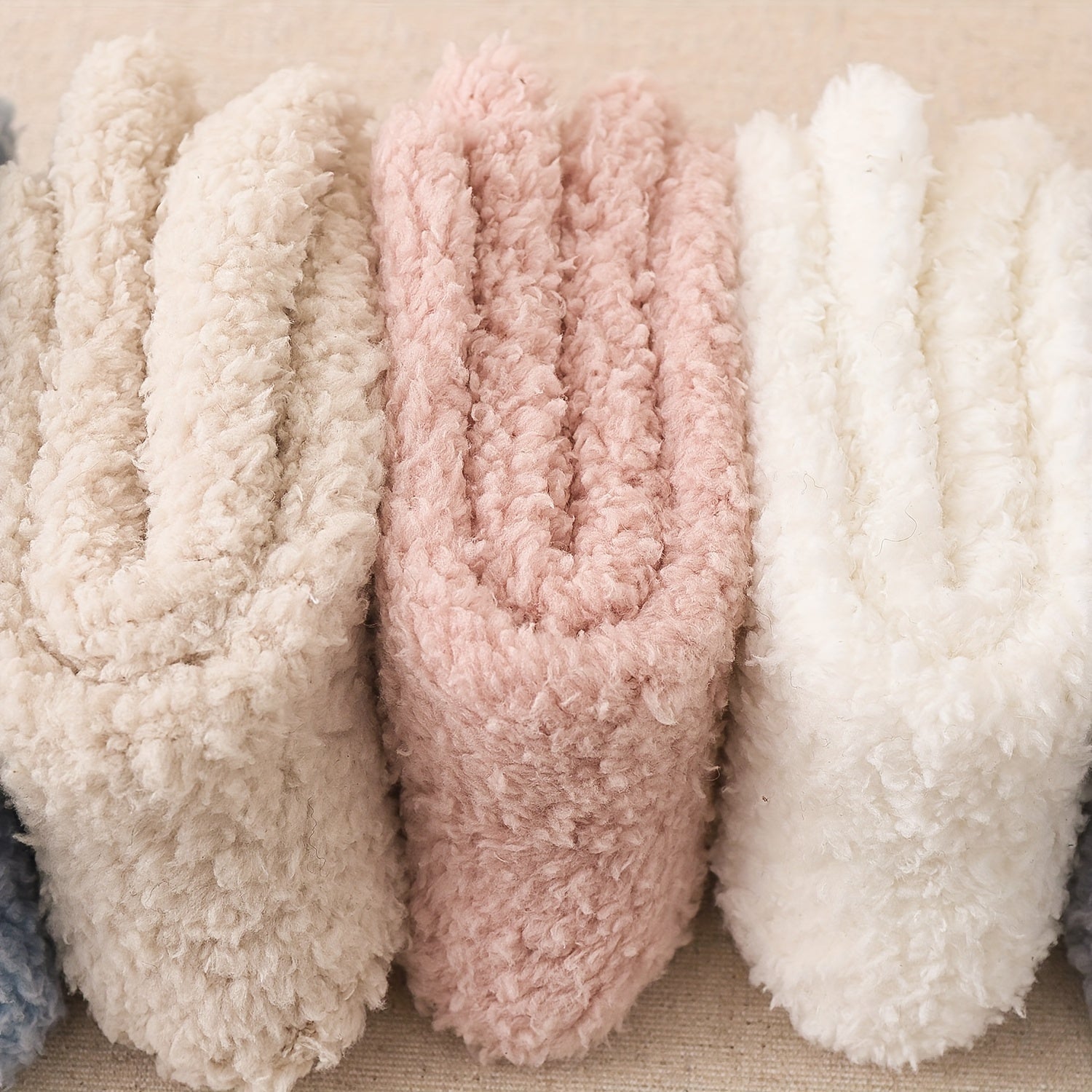 3 Pairs 5 Pairs Plus Size Striped Pattern Soft Fuzzy Socks Set Women's Plush War