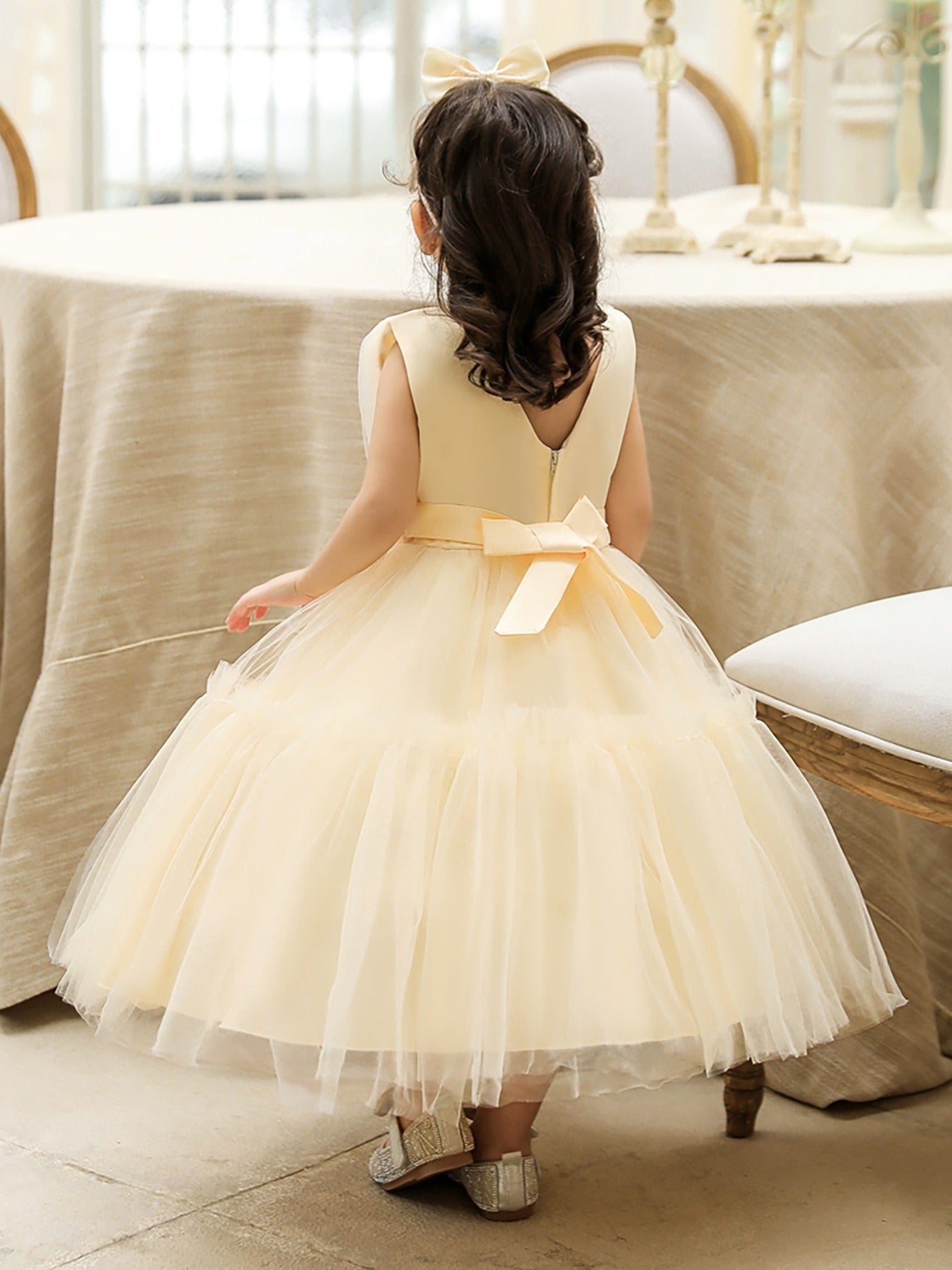 Girls Sleeveless Puffy Princess Dress with Tiara