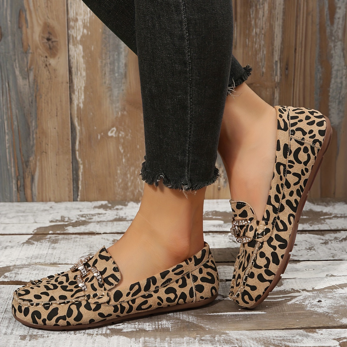 Leopard Print Rhinestone Slip On Round Toe Shoes Lightweight Non Slip
