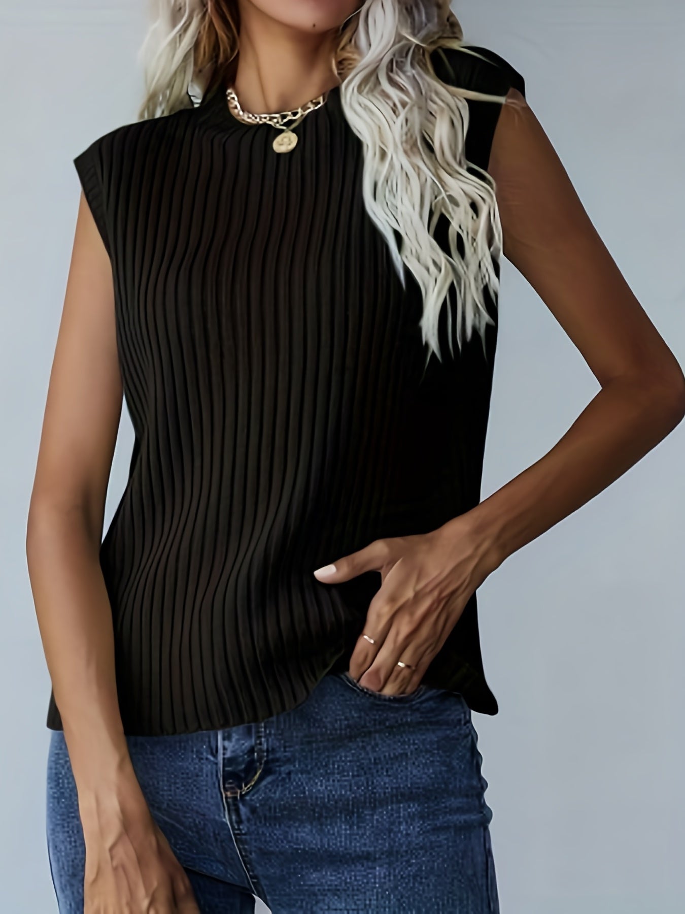 Summer Knitted Crew Neck Tank Top for Women