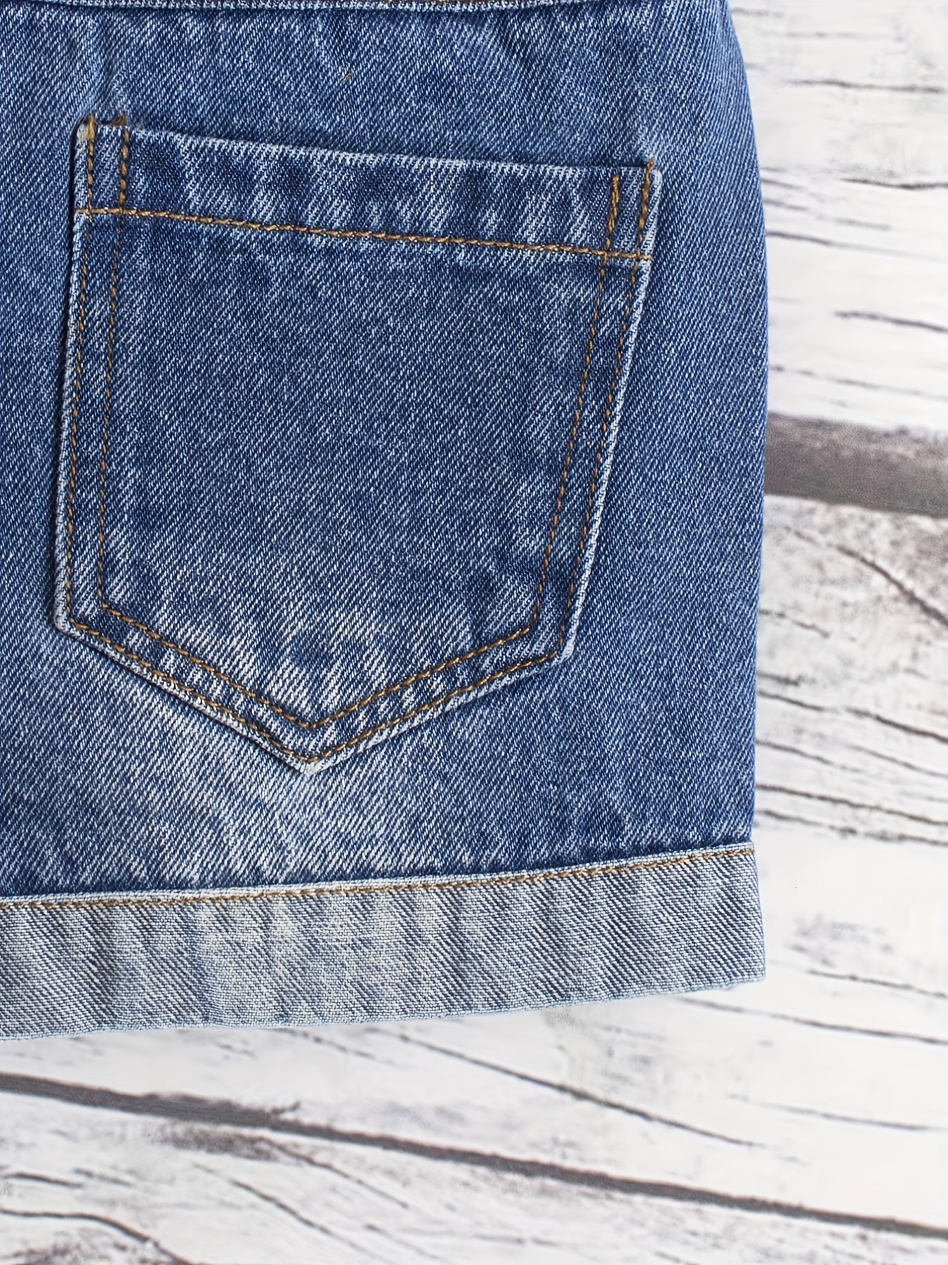 Girls Casual Ripped Denim Shorts Elastic Waist Comfortable Daily Wear