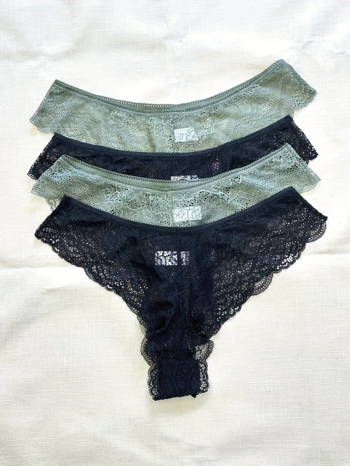 4 Pack Plus Size Lace Seamless Panties Set