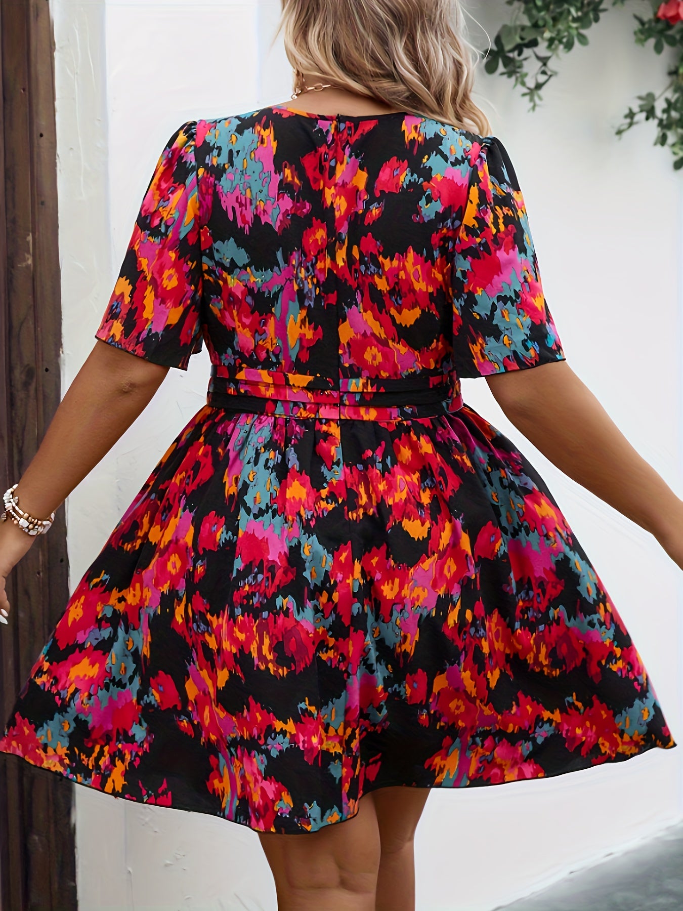 Plus Floral Print Butterfly Sleeve Surplice Neck Mini Dress