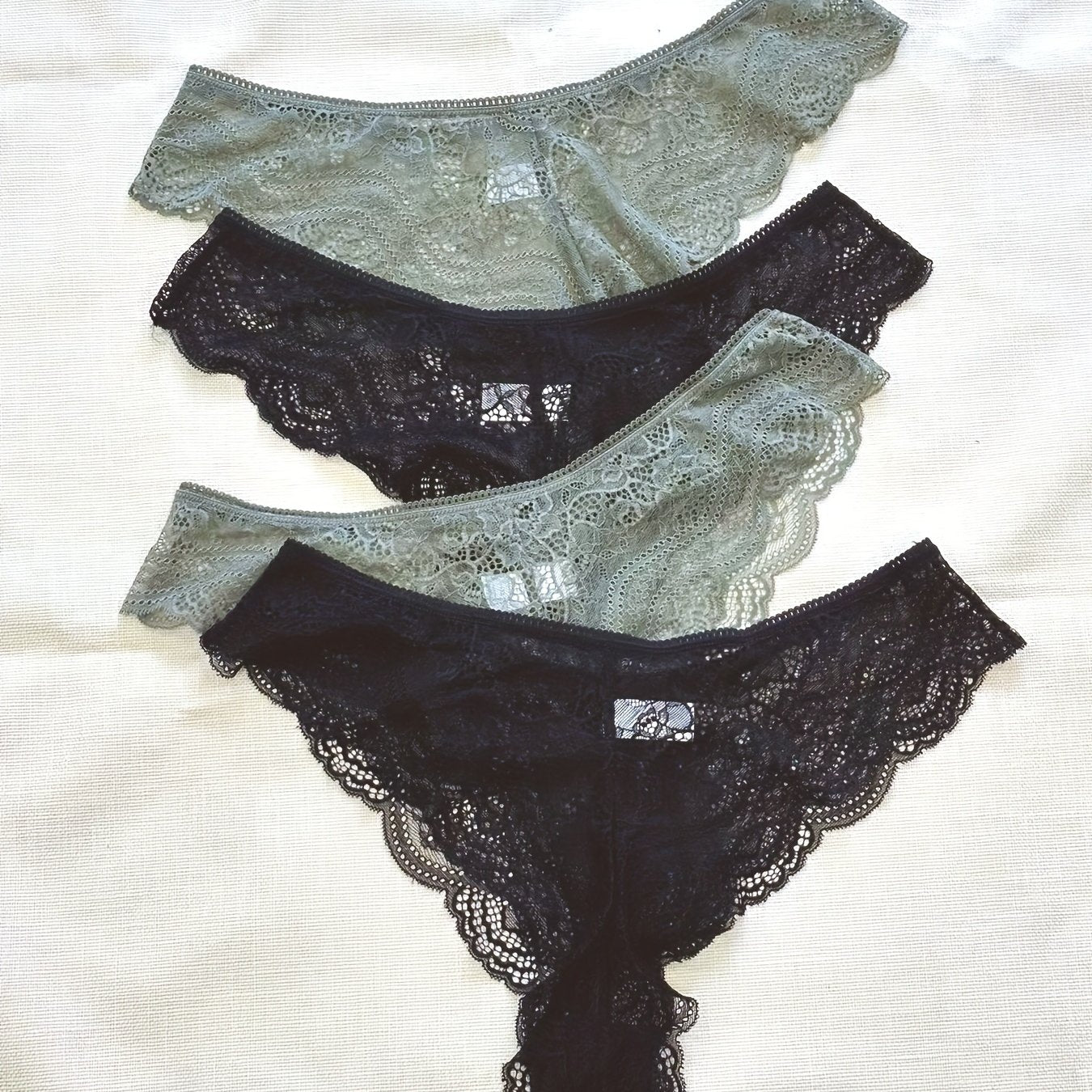 4 Pack Plus Size Lace Seamless Panties Set