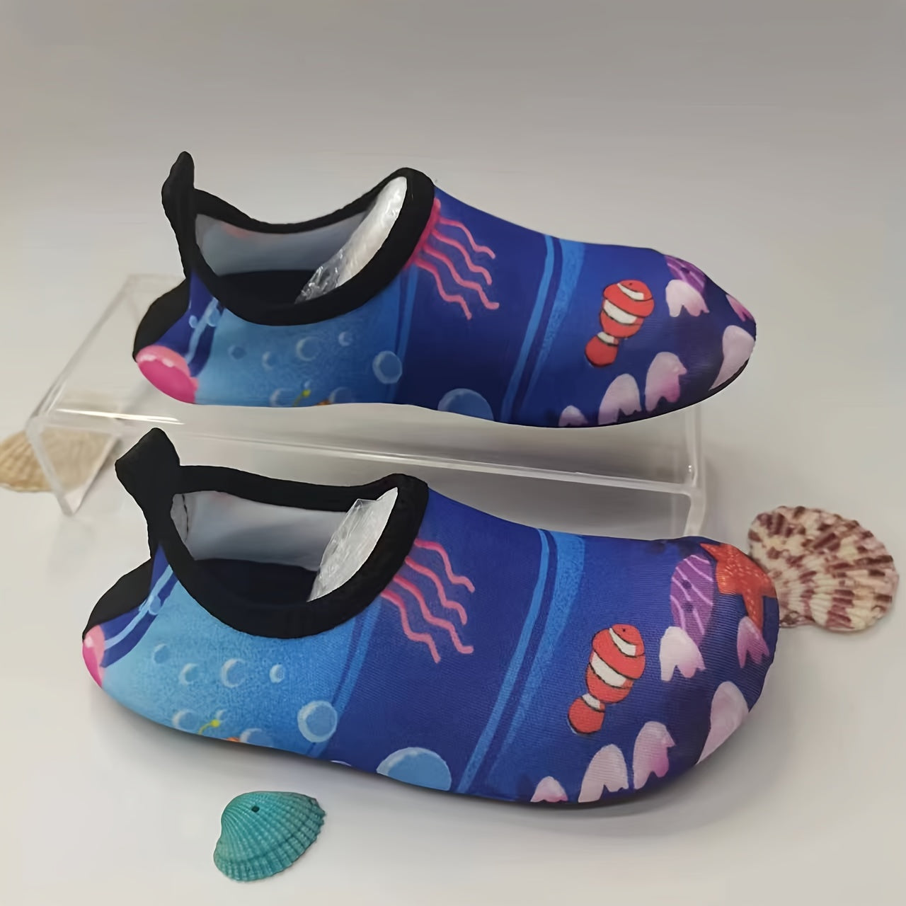 Cartoon Print Unisex Water Park Shoes Quick Drying Soft Soled