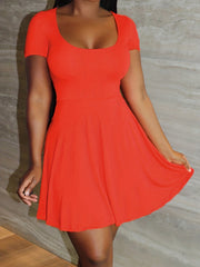 Solid Scoop Neck Short Sleeve Stretch Dress