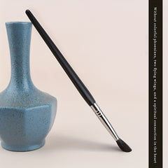 Professional Eyeshadow Brush for Blending Eye Makeup