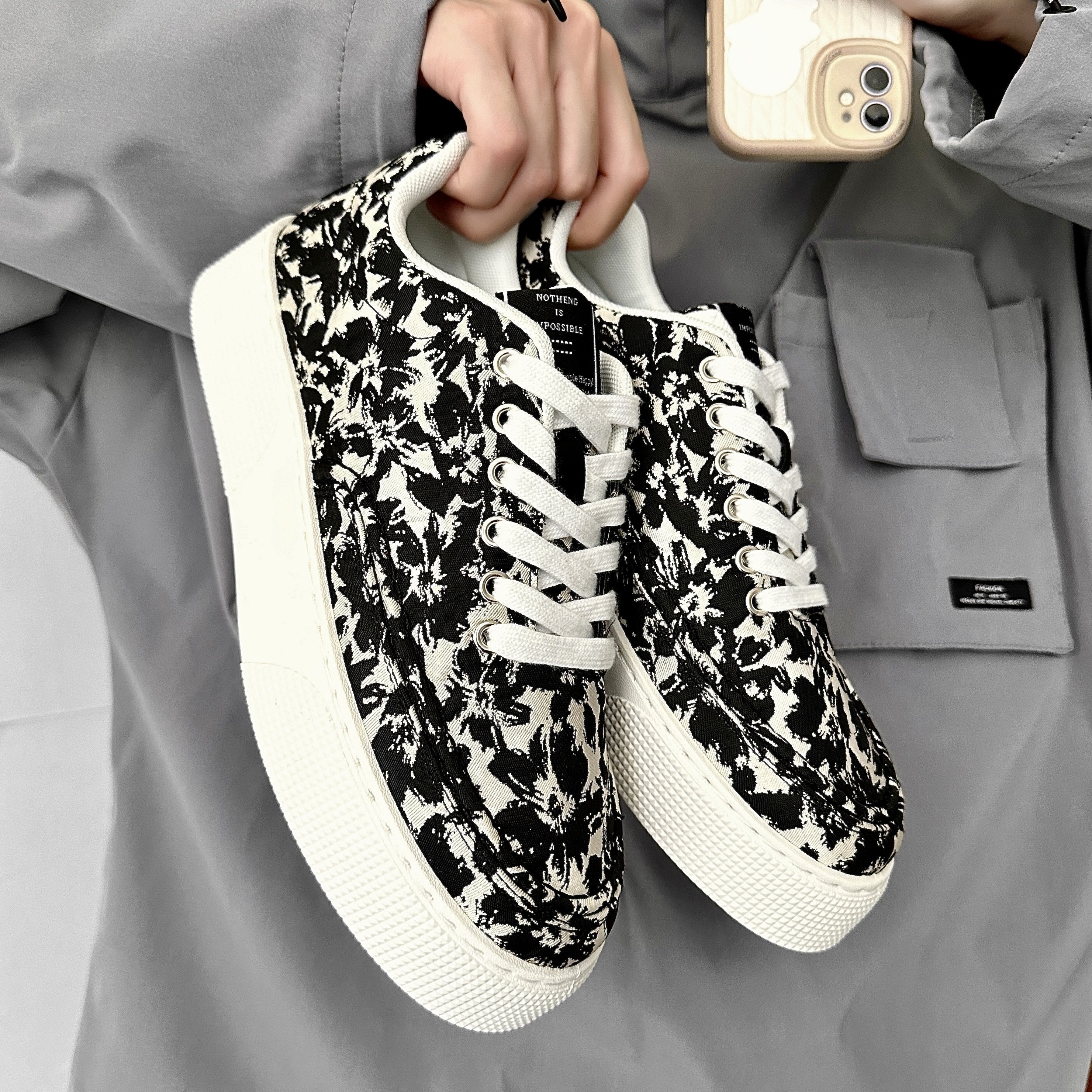 Men's Floral Lace-Up Platform Sneakers