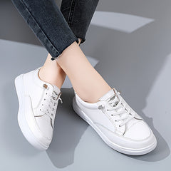 Women's Plaid Soft Sole Round Toe Board Shoes Lace up Casual Flat Walking Shoes