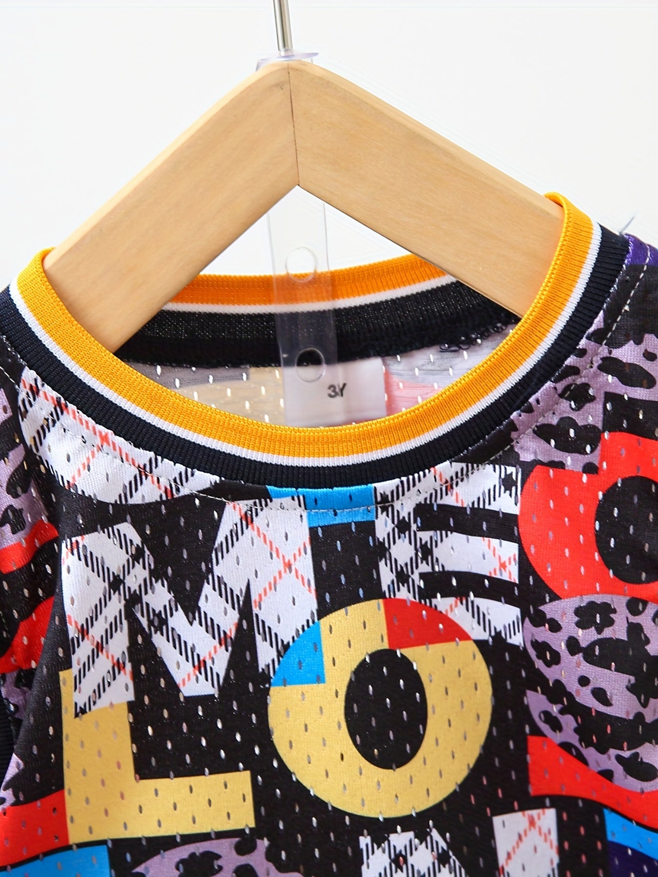 Boys Alphabet Graphic Print T-shirt & Shorts Set