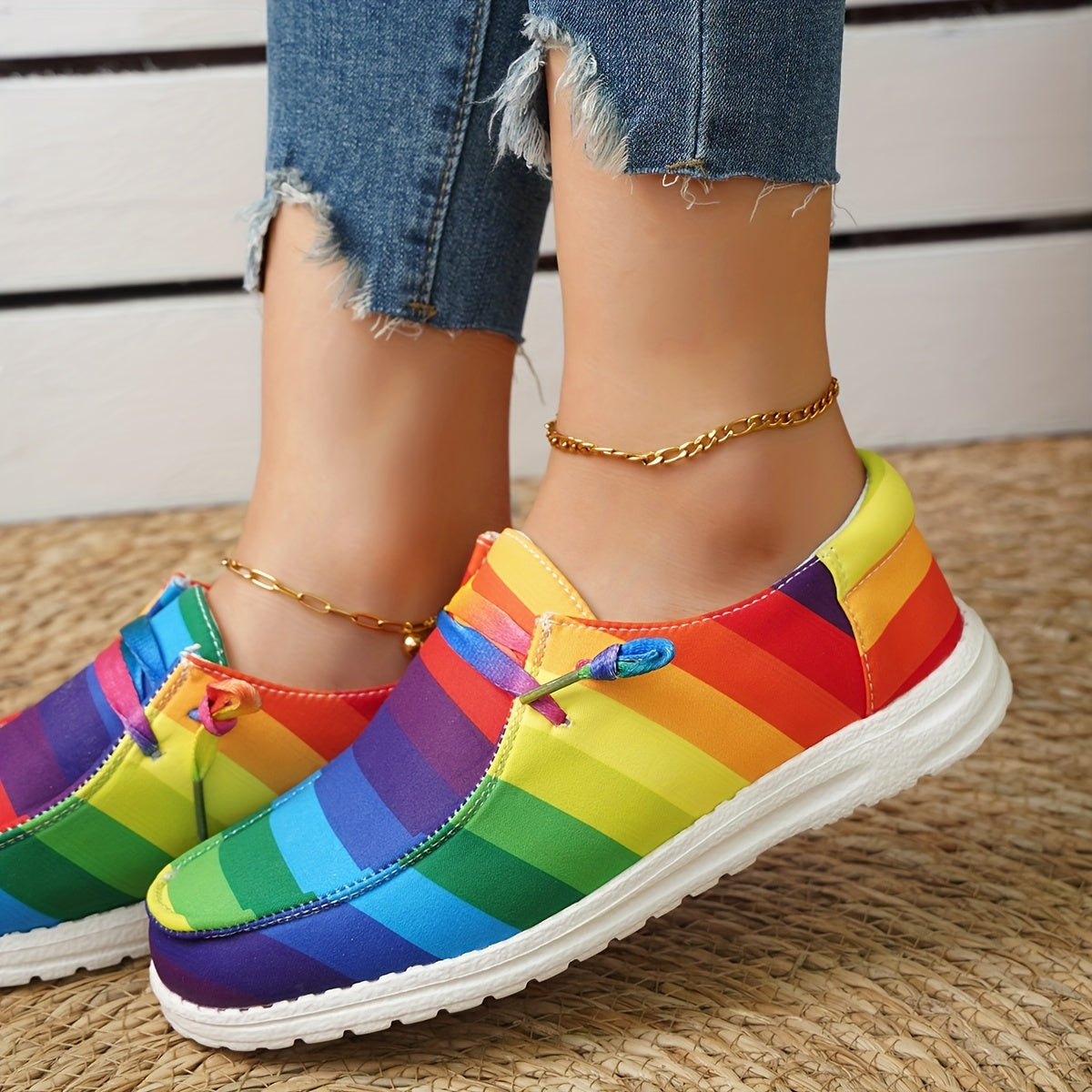 Women's Colorful Striped Canvas Shoes Lightweight Low Top Shoes