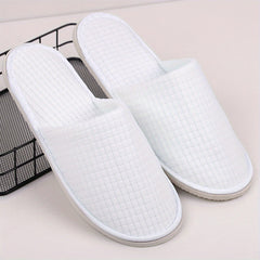 Women's Grid Pattern Plush Slippers Comfy Closed Toe Non Slip Shoes