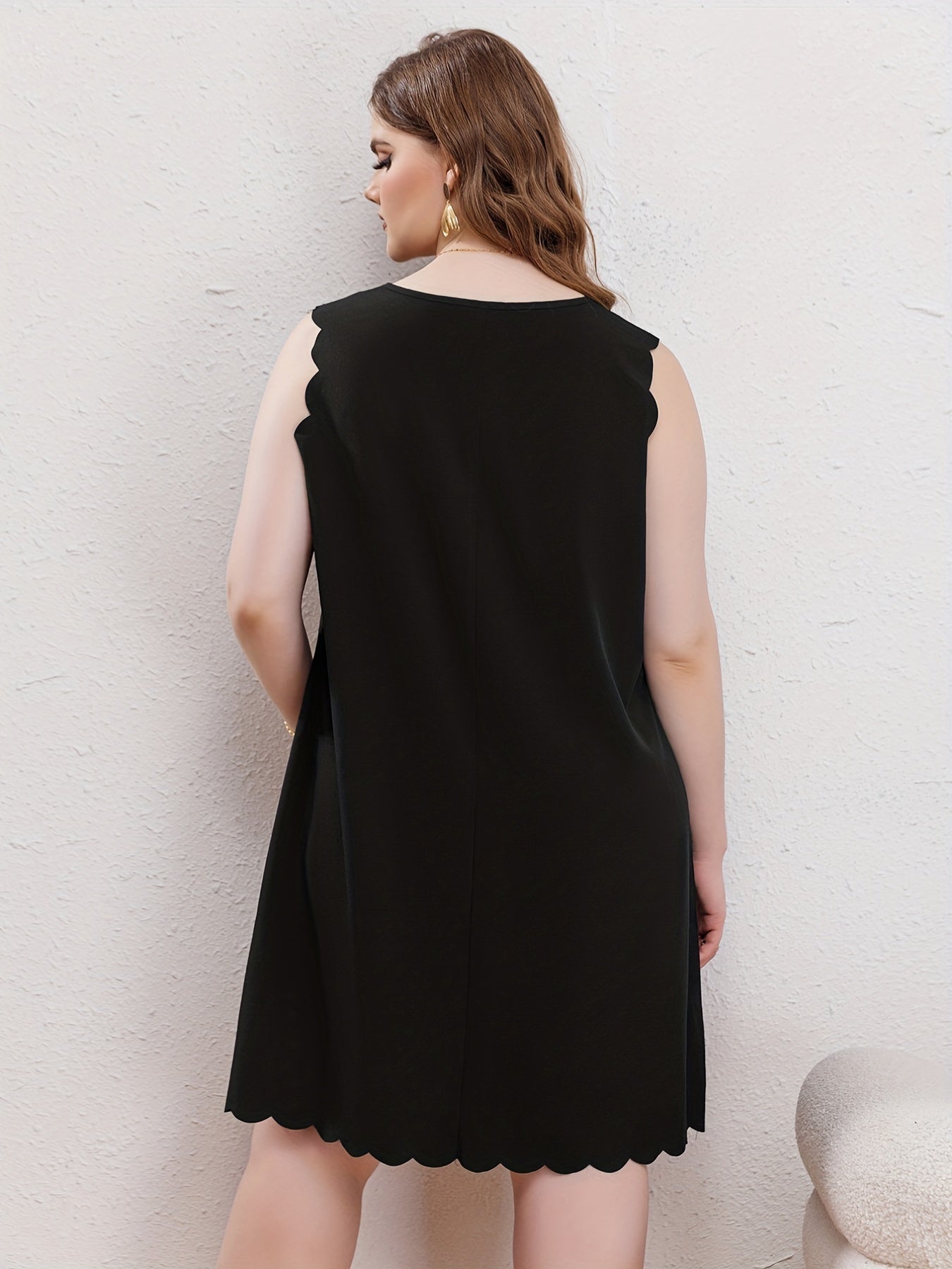 Cap Sleeve Scallop Trim Notched Neck Mini Dress