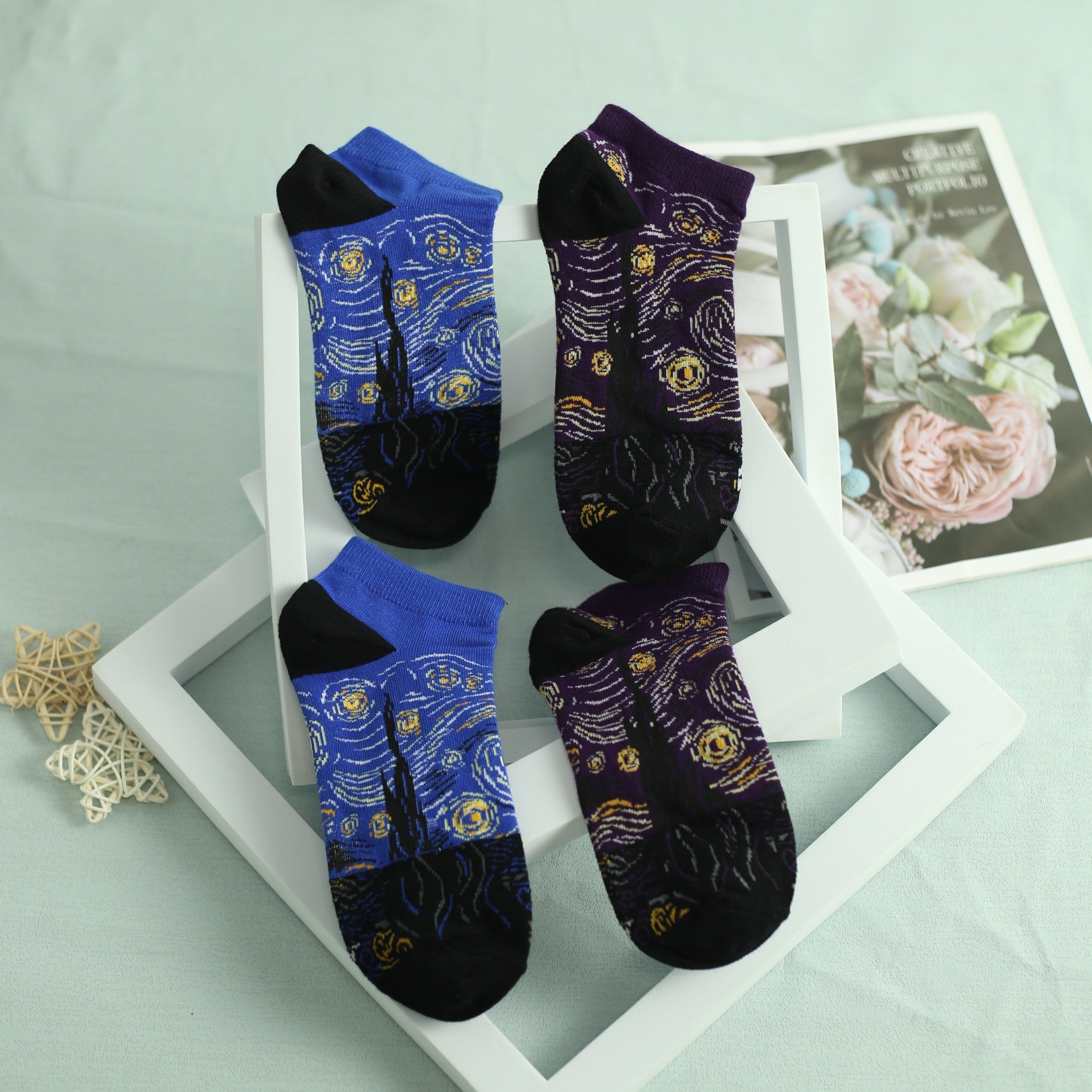 Men's Starry Night Pattern Crew Socks 2 Pairs