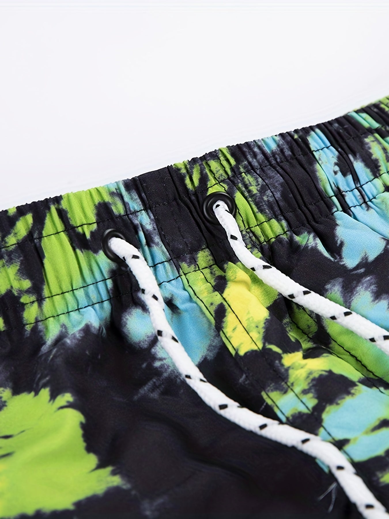 Quick Drying Men's Swim Trunks with Mesh Lining - Beach Pool Board Shorts