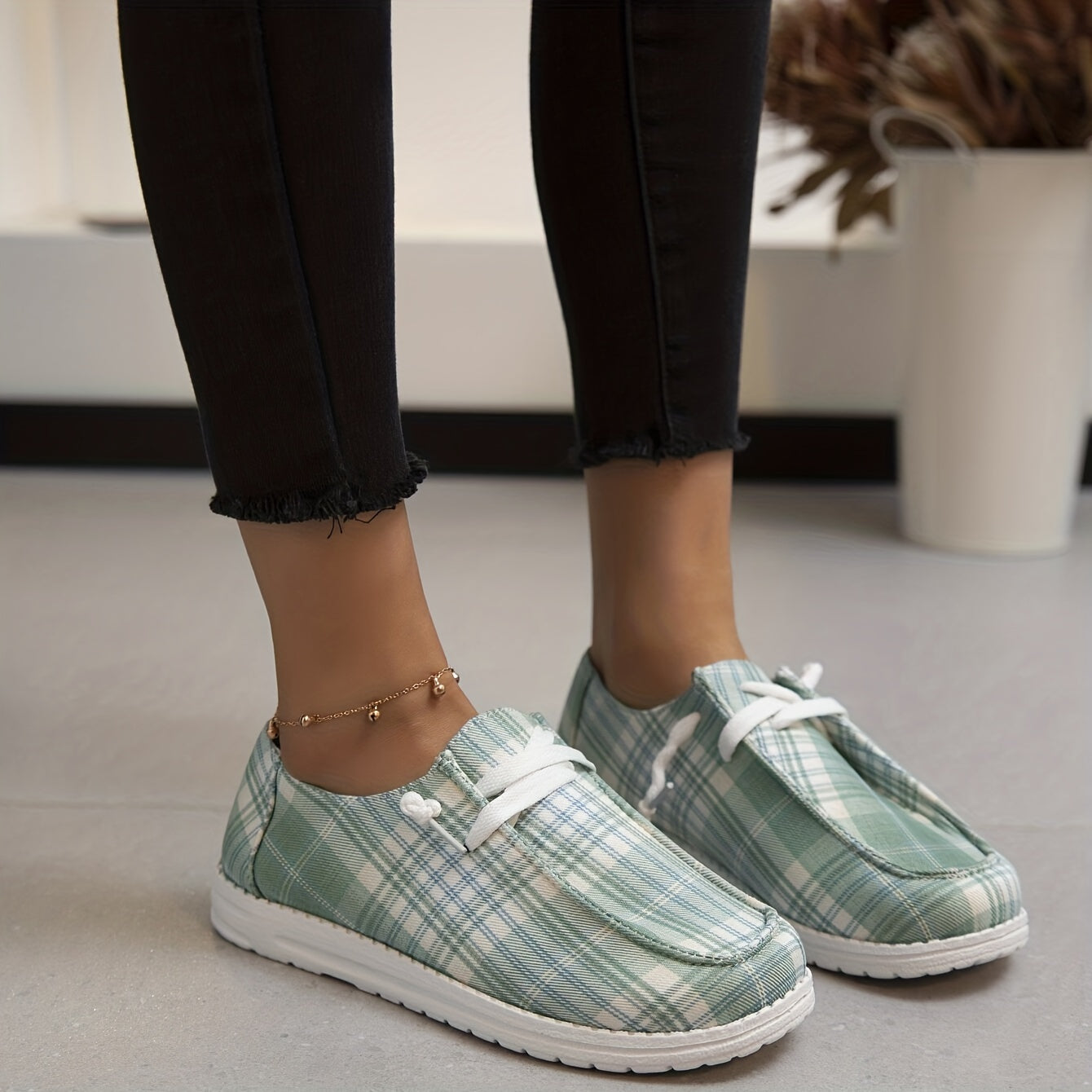 Women's Light Green Plaid Canvas Shoes Casual Lace Up Sneakers Lightweight