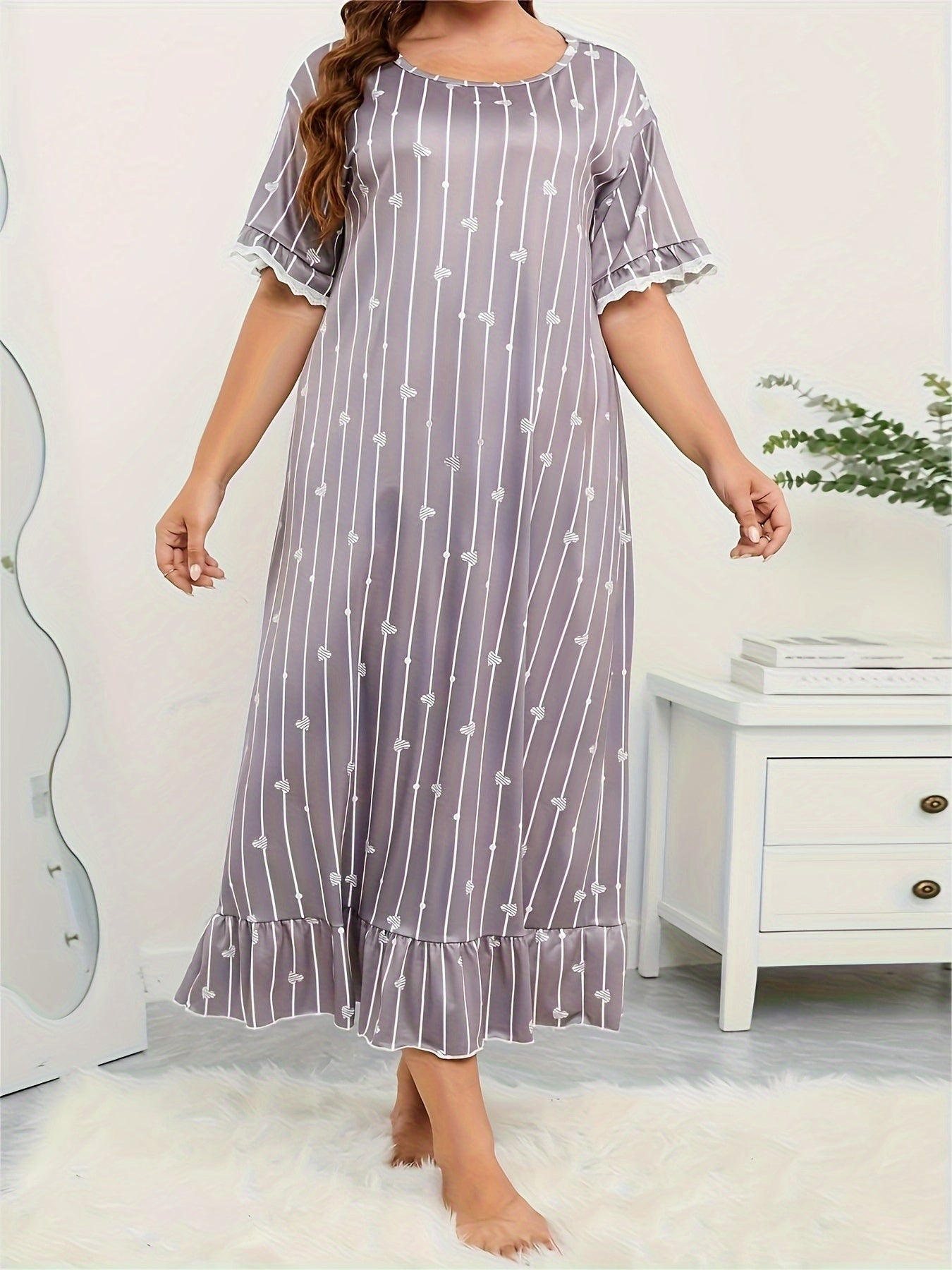 Plus Size Nightdress Women's Plus Stripe & Heart Print Short Sleeve
