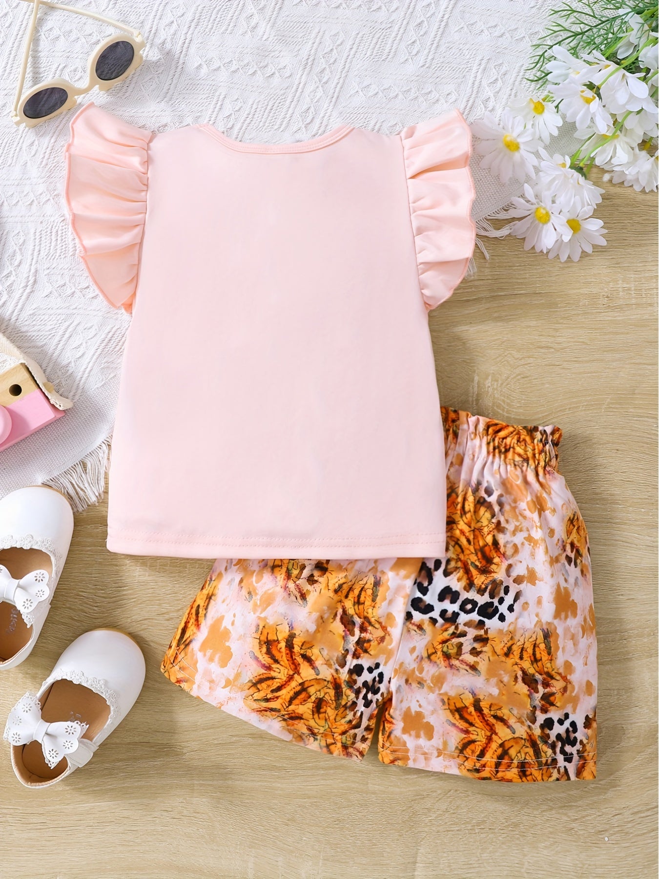 Toddler Girls Giraffe Graphic T Shirts & Leopard Shorts Set