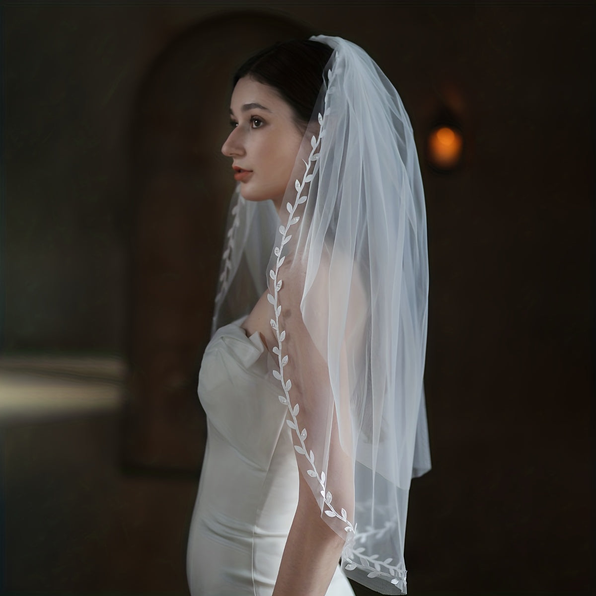 Double Layer Bridal Veil with Leaf Shape Edge Head Piece