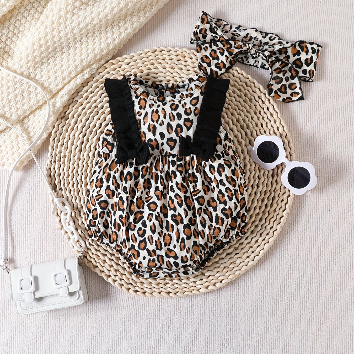 2pcs Newborn Leopard Print Romper & Headband Set