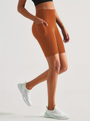 Seamless Hip Lifting Yoga Sports Shorts With Pocket