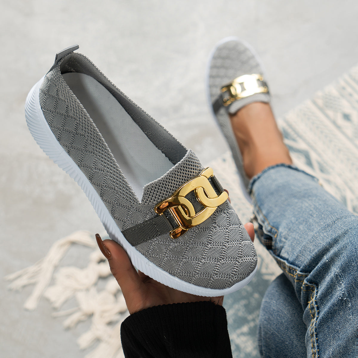Women's Lightweight Walking Shoes Low Top Sport Flat Shoes