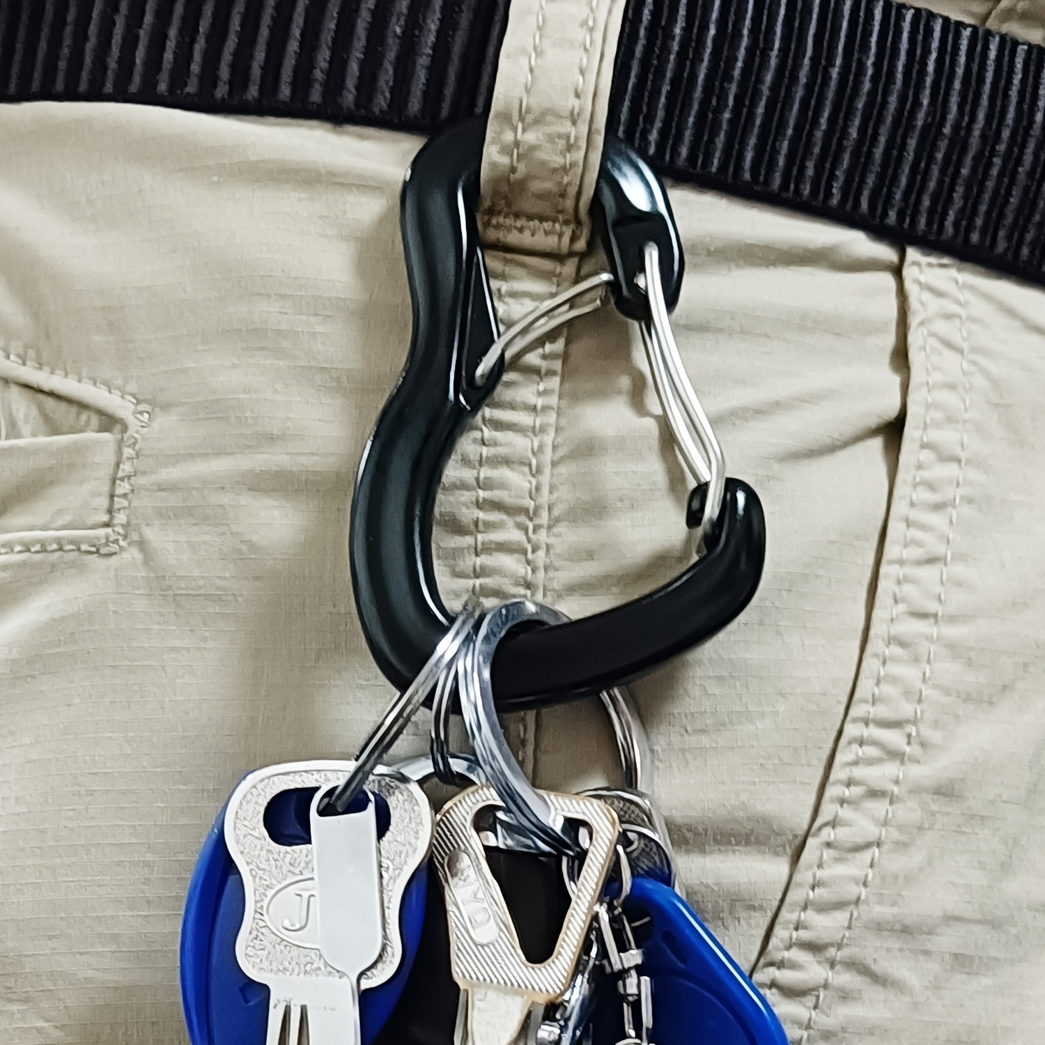 Multifunctional Aluminum Mountaineering Hanging Buckle