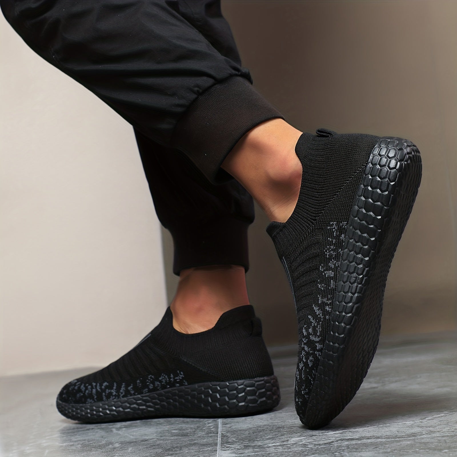 Men's Lightweight Slip on Athletic Shoes Breathable Walking Sneakers