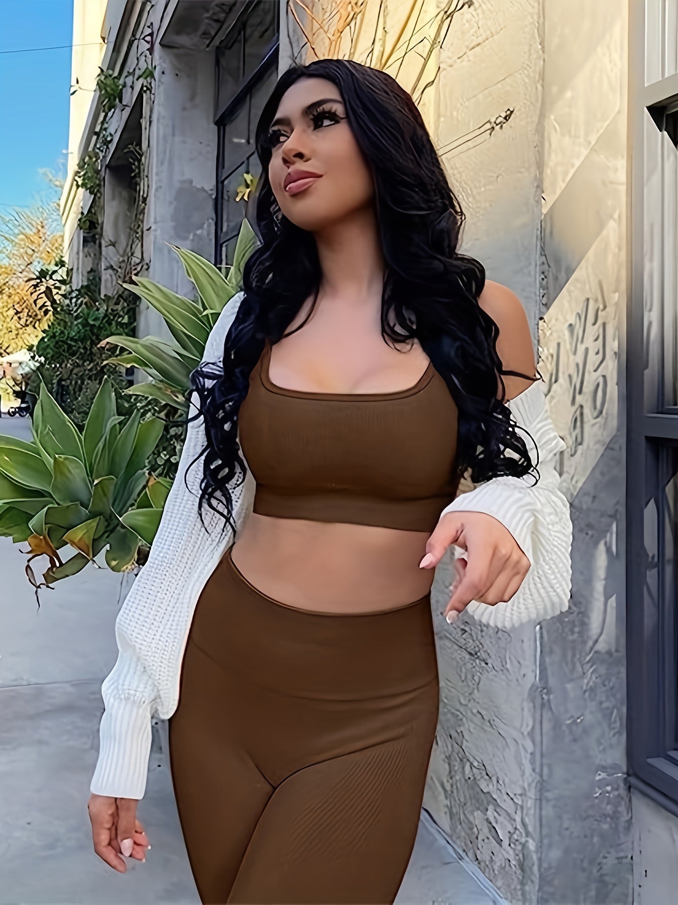 2pcs Sleeveless Crop Yoga Tops & High Waist Butt Lifting Shorts Set