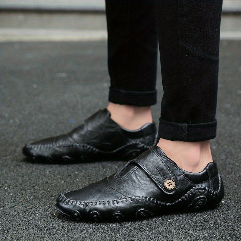 Men's Casual Walking Shoes Button Closure Lace Up Stitch Detail