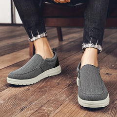 Men's Lightweight Slip On Canvas Shoes For Traveling Jogging Hiking