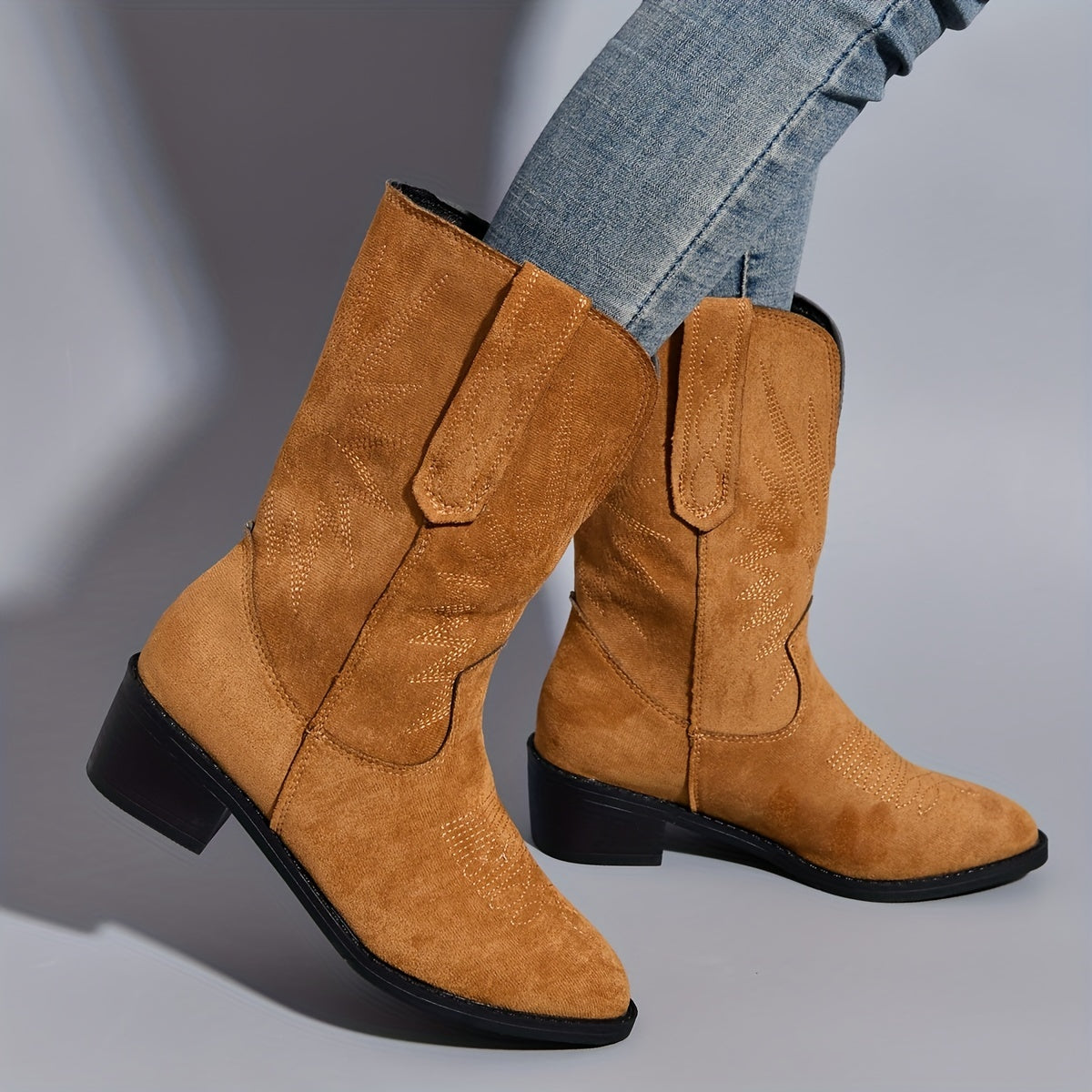 Women's Embroidered Western Boots Slip On Chunky Heel Boots