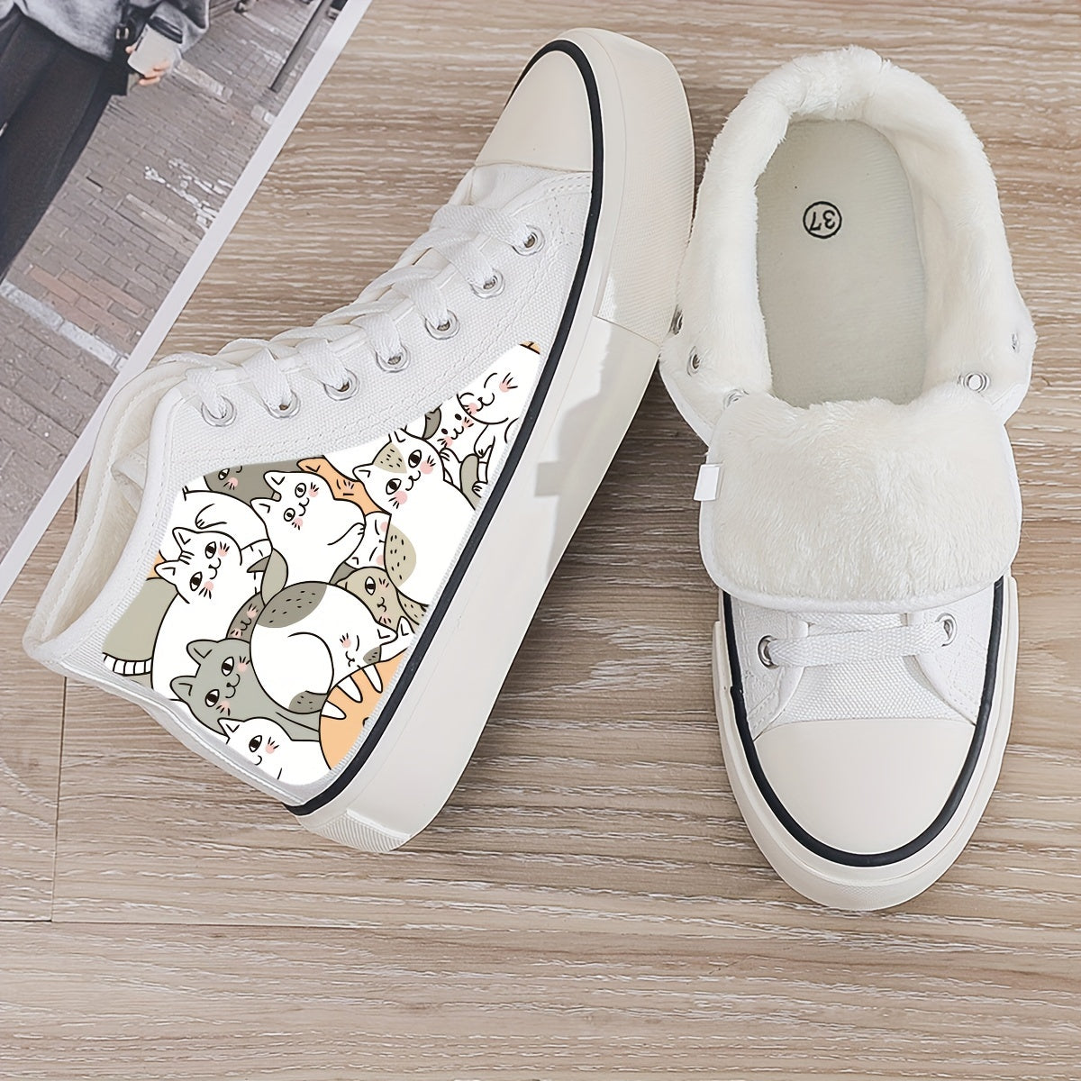 Girl's High Top Cartoon Cats Skate Shoes With Warm Plush Lining