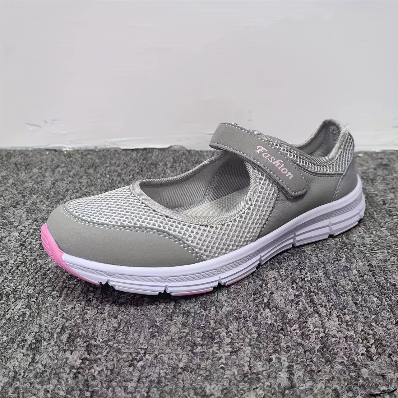 Adjustable Lightweight Walking Shoes Soft Comfortable Breathable Casual