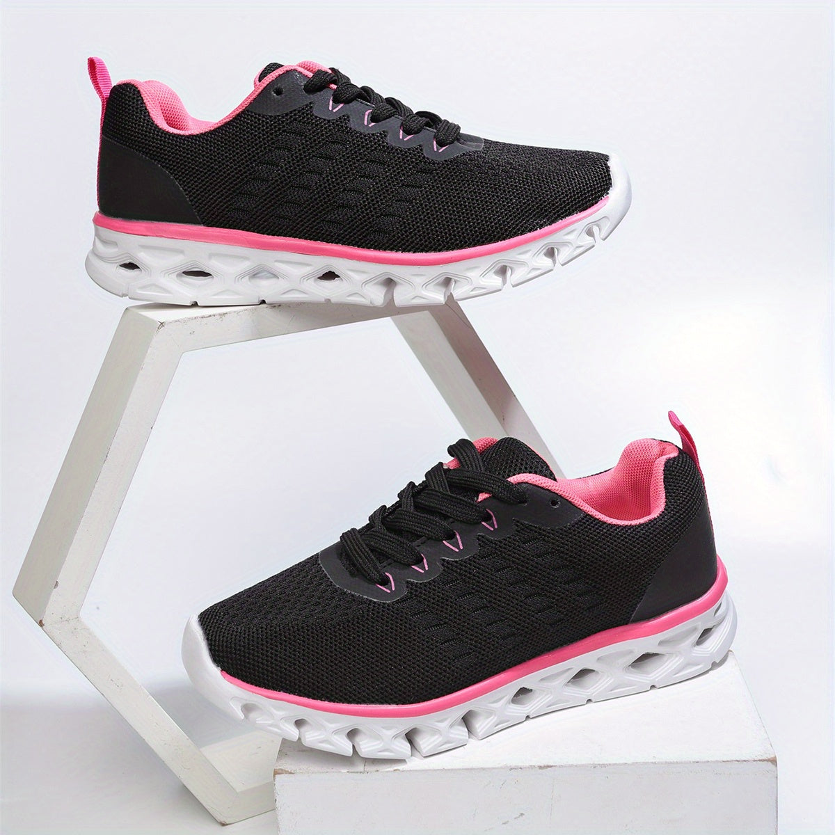 Women's Lightweight Chunky Sneakers Lace Up Running Shoes