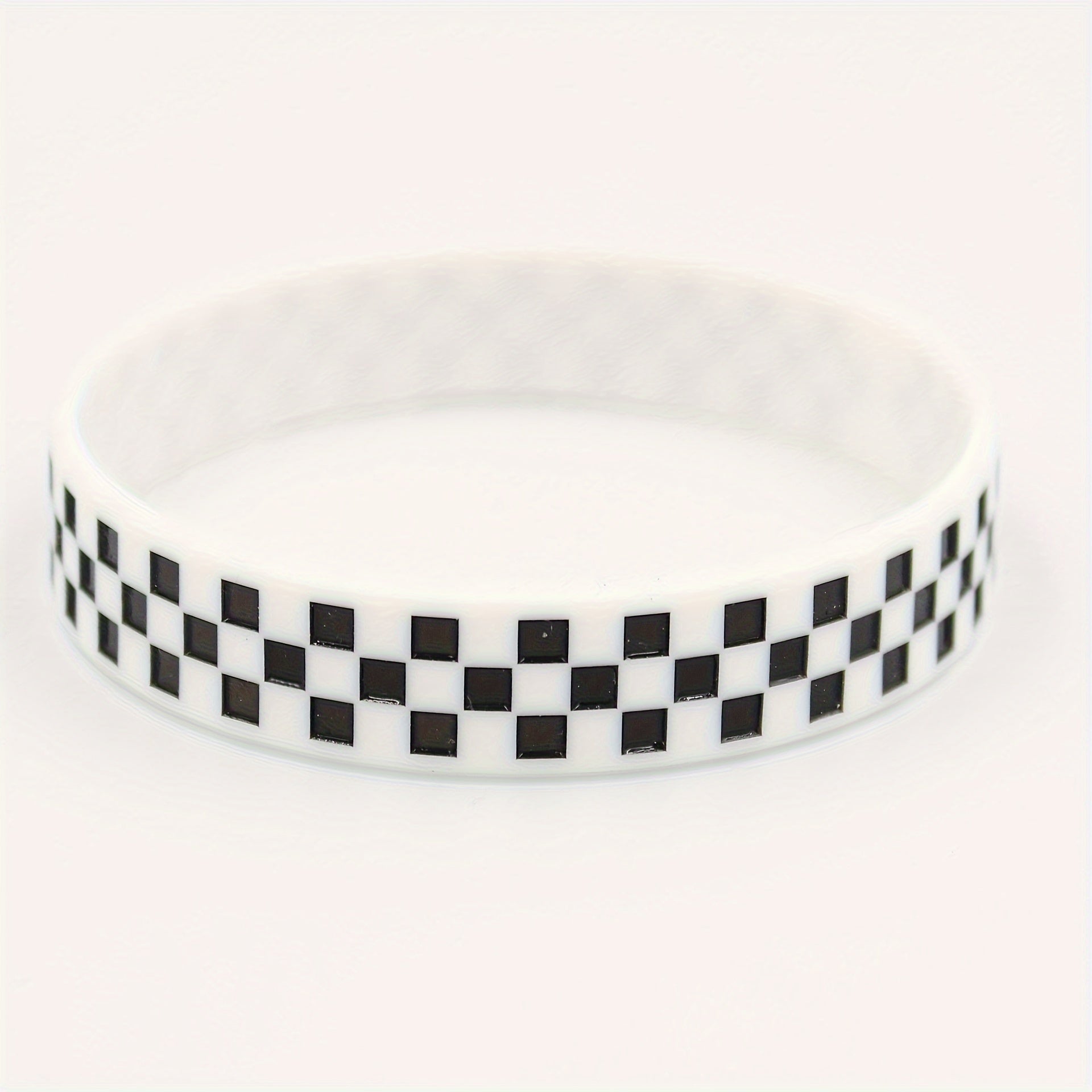 2pcs Checkerboard Pattern Silicone Bracelet Racing Wristband