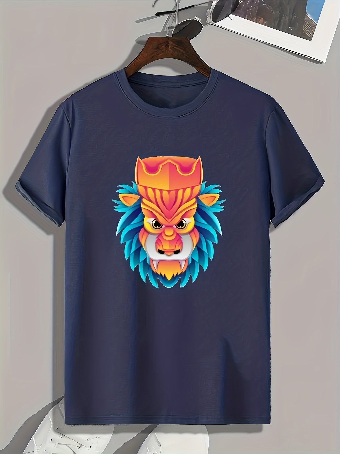 Totem Pattern Print Men's Comfy Sports T-shirt