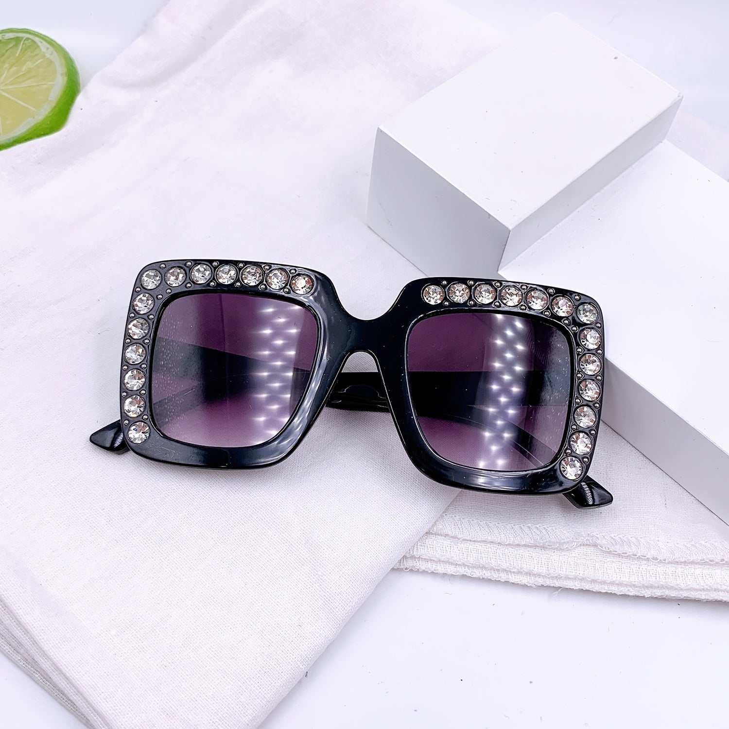 Girls Diamond Sunglasses Square Frame UV Protection for Outdoor Activities