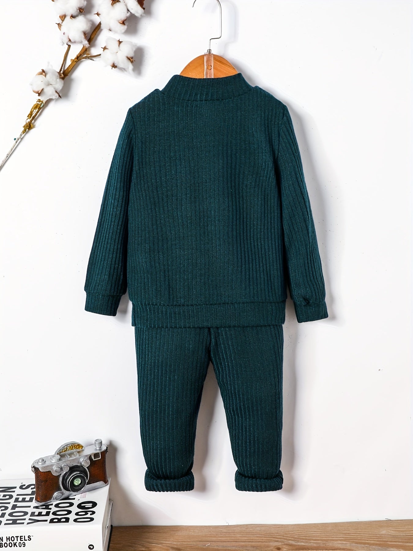 Letter Graphic Print Boys Sweatshirt & Sweatpants Set