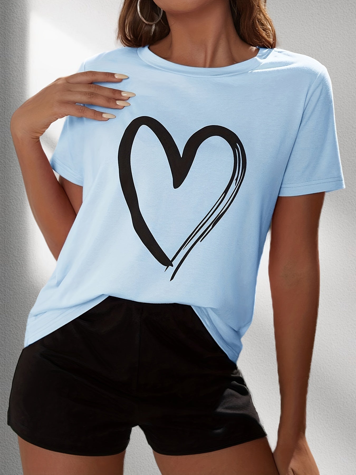 Heart Print Lounge Set Short Sleeve Top & Shorts Women's Sleepwear