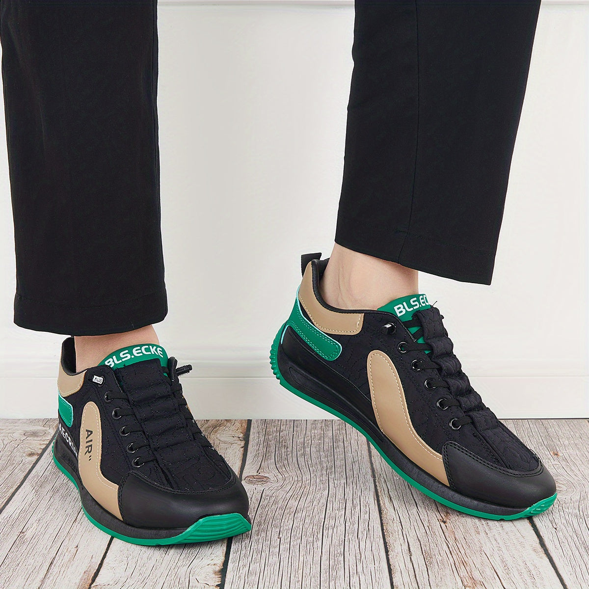Men's Lace-up Hiking Shoes Lightweight Non Slip Sneakers