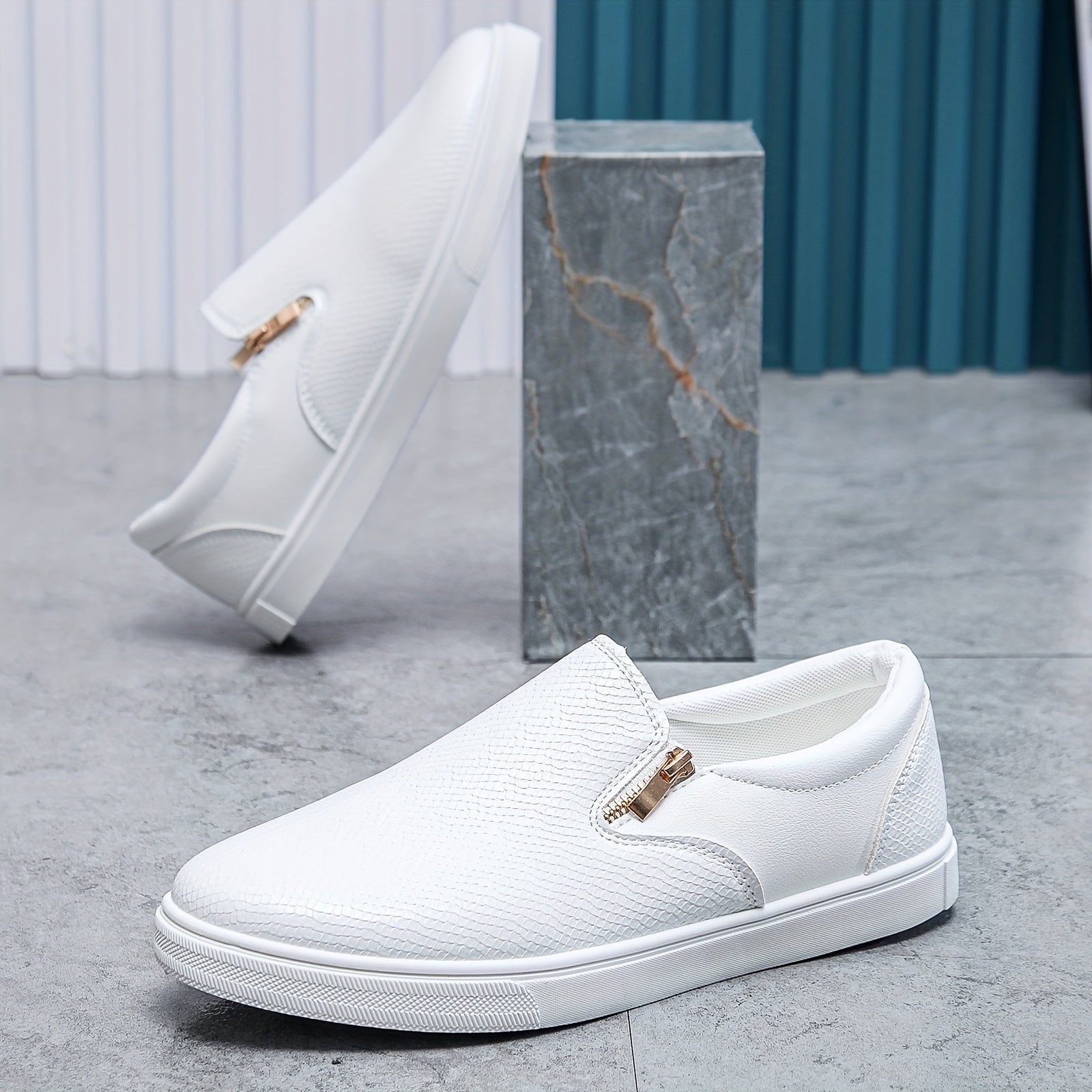 Men's Slip-On Skate Shoes Casual Anti-Skid Running Sneakers