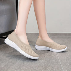 Women's Knit Walking Shoes Breathable Slip On Casual Flat Shoes