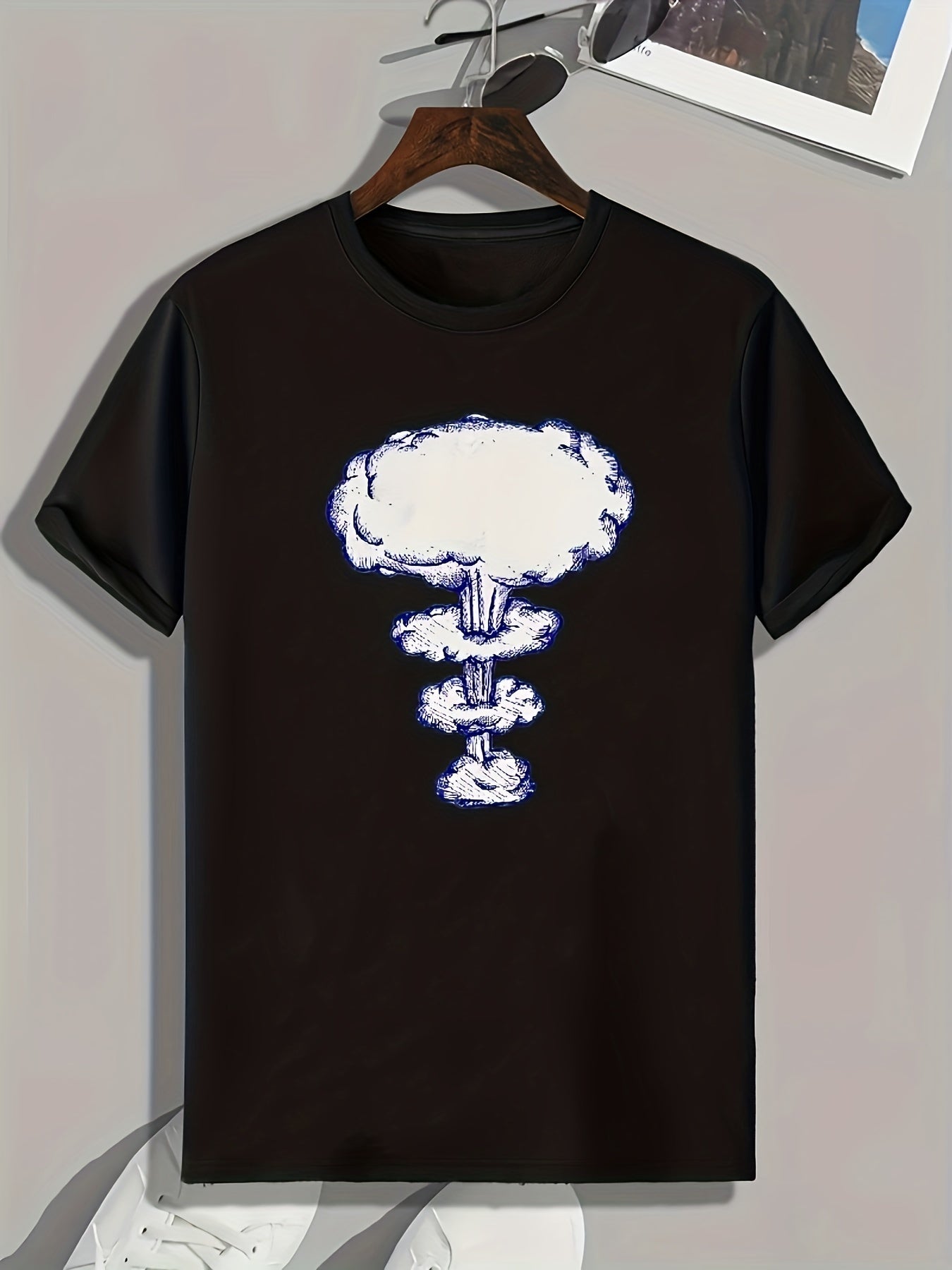 Mushroom Cloud Print Men's Graphic T shirt for Summer