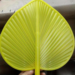 Durable Plastic Fan with Hand Cranking